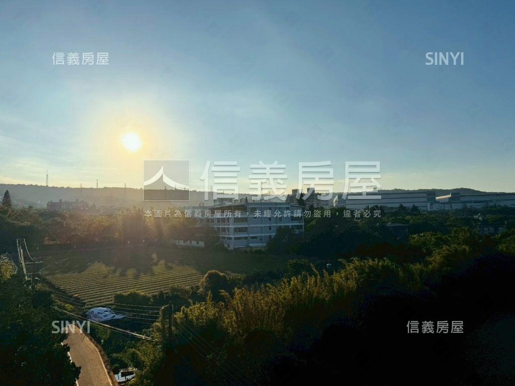 龍科旁邊全新電梯美屋釋出房屋室內格局與周邊環境