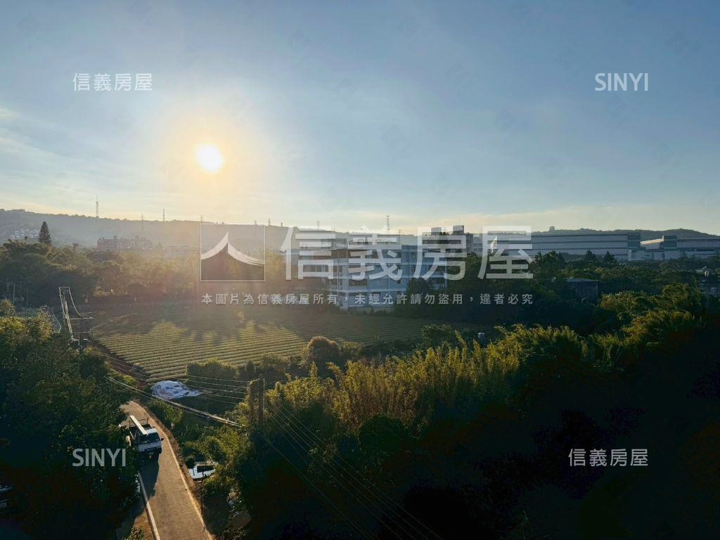 龍科旁邊全新電梯美屋釋出房屋室內格局與周邊環境