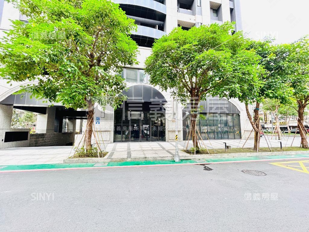 廣宇氣派挑高四米二金店辦房屋室內格局與周邊環境