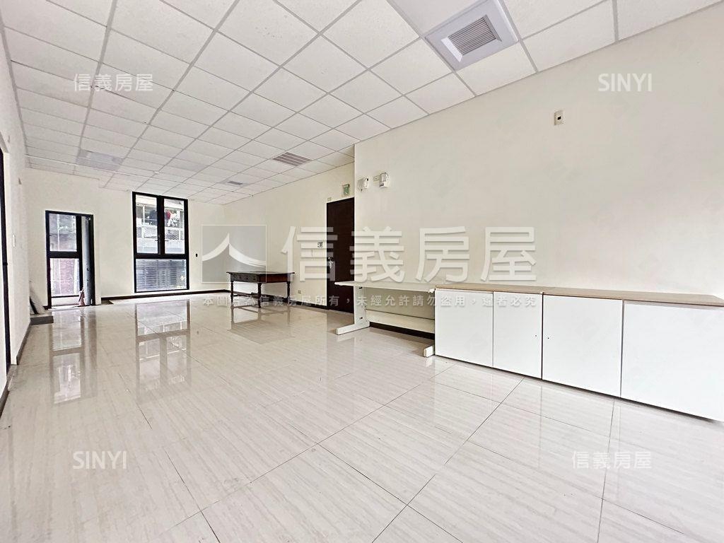 寧夏夜市路口金店面房屋室內格局與周邊環境