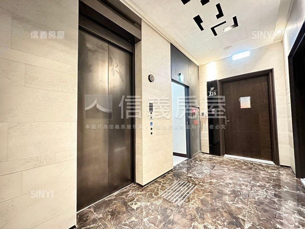 寧夏夜市路口金店面房屋室內格局與周邊環境
