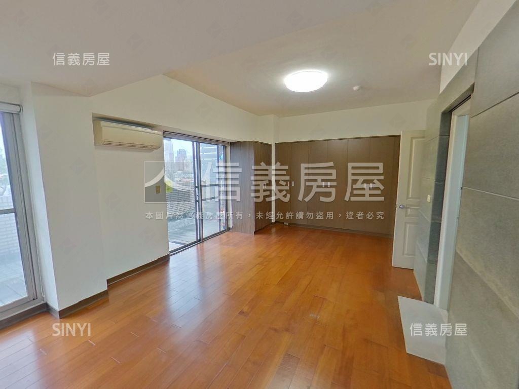 文豪露台四房有平面車位房屋室內格局與周邊環境