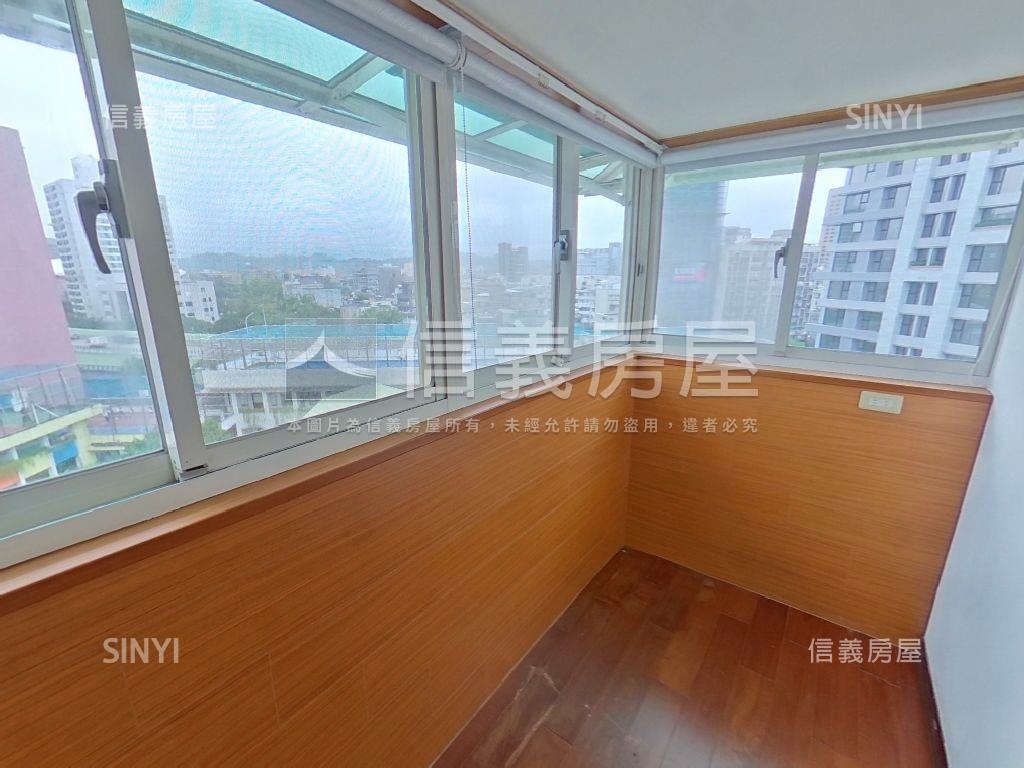 文豪露台四房有平面車位房屋室內格局與周邊環境