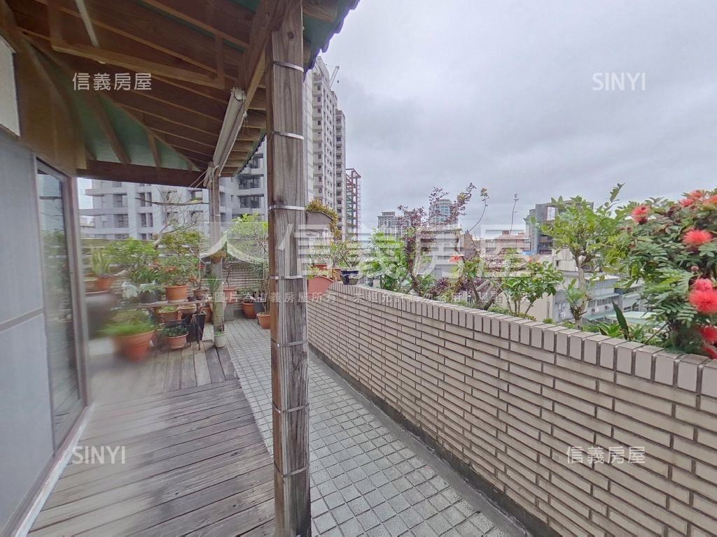 文豪露台四房有平面車位房屋室內格局與周邊環境