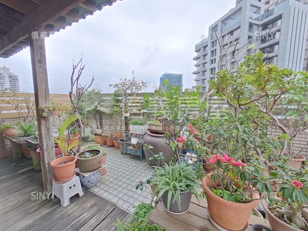 文豪露台四房有平面車位房屋室內格局與周邊環境