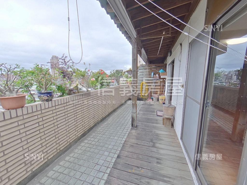 文豪露台四房有平面車位房屋室內格局與周邊環境