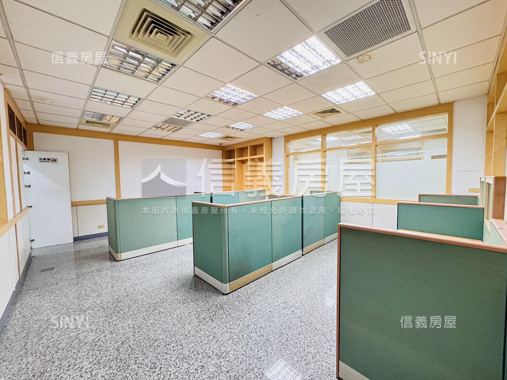 崇善面寬約十九米店霸房屋室內格局與周邊環境