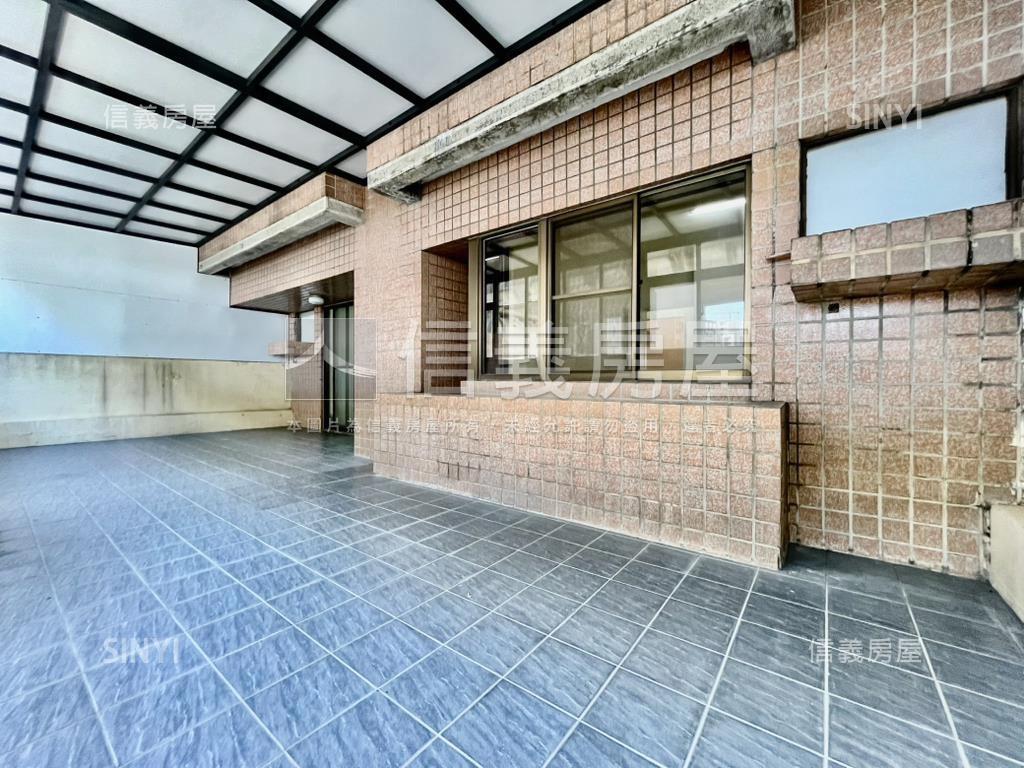 松竹捷運３房露臺戶房屋室內格局與周邊環境