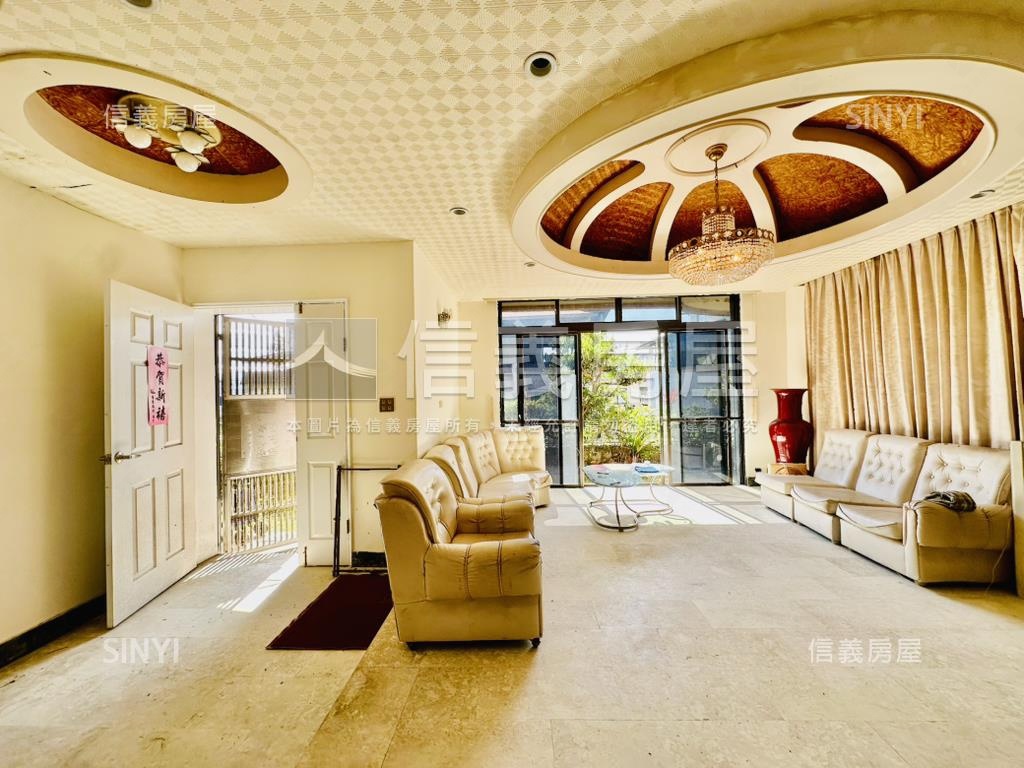 近郊百坪土地別墅有車庫房屋室內格局與周邊環境