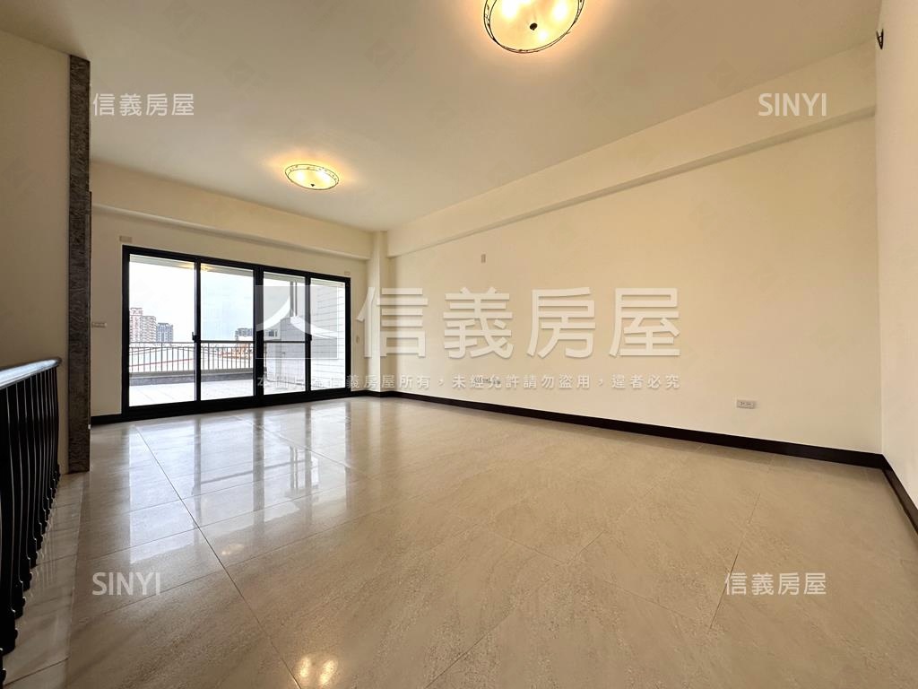 湖美角窗歐風豪邸房屋室內格局與周邊環境