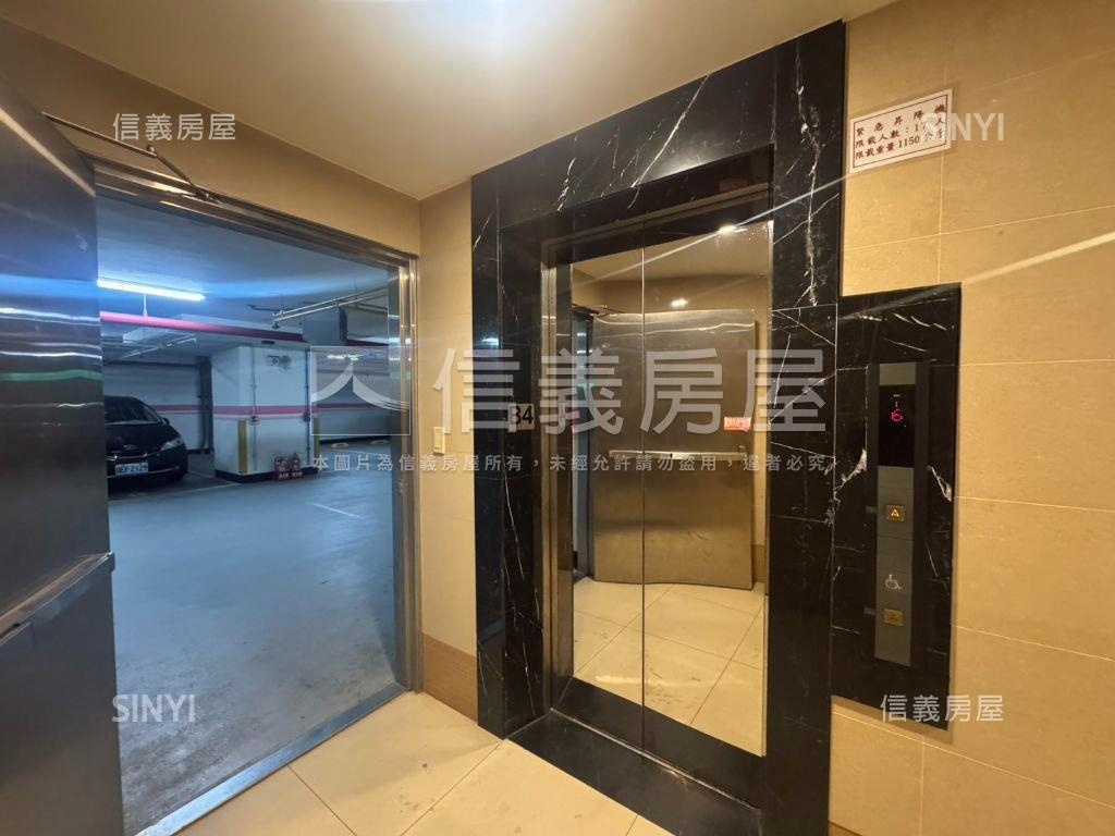 南京東路坡道平面好停車位房屋室內格局與周邊環境