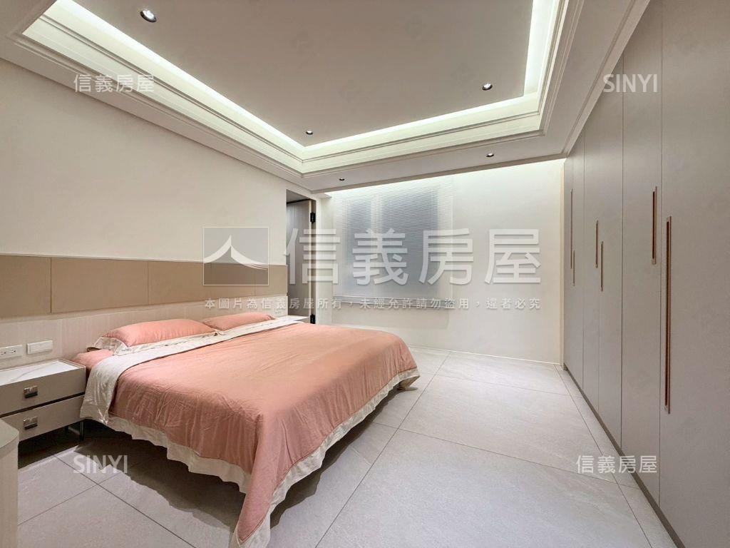 水精湛。精緻三房雙平車房屋室內格局與周邊環境