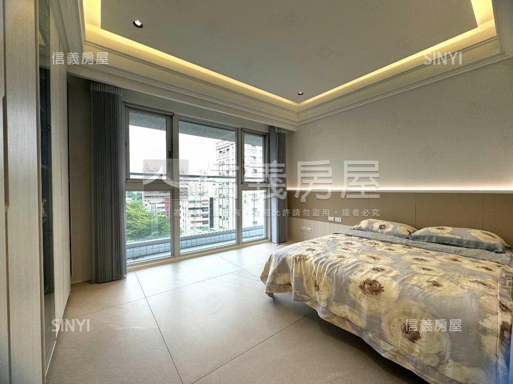 水精湛。精緻三房雙平車房屋室內格局與周邊環境