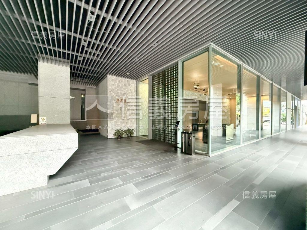 水精湛。精緻三房雙平車房屋室內格局與周邊環境