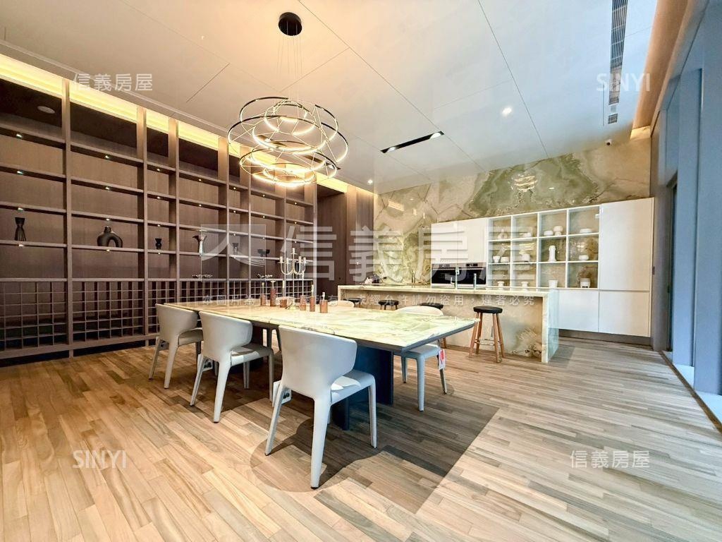 水精湛。精緻三房雙平車房屋室內格局與周邊環境