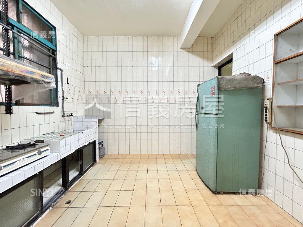 近立新國中活路透天房屋室內格局與周邊環境