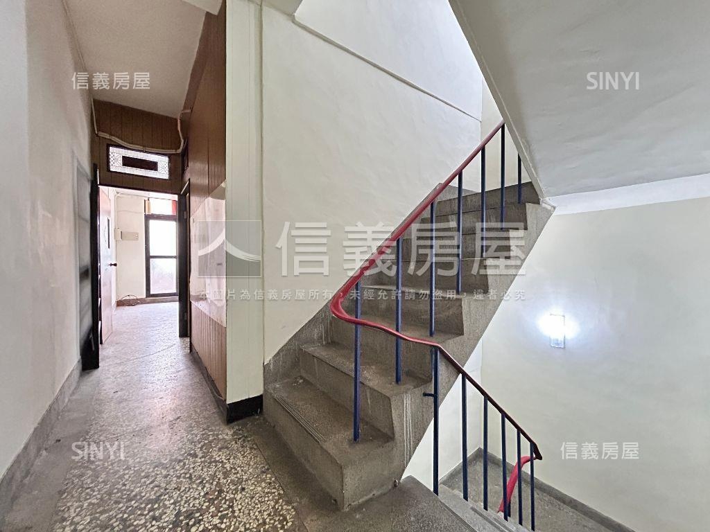 近立新國中活路透天房屋室內格局與周邊環境