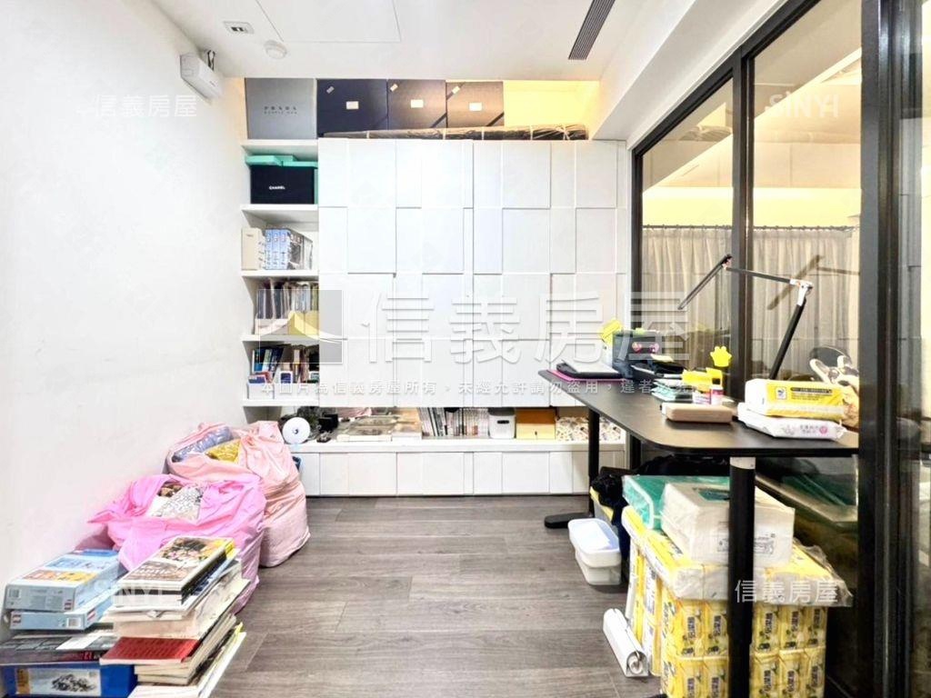 淞暘富逸四房大車位房屋室內格局與周邊環境