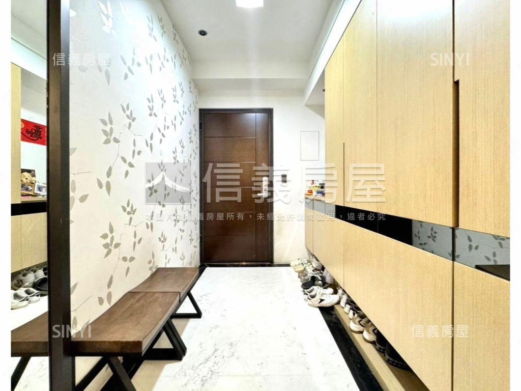 淞暘富逸四房大車位房屋室內格局與周邊環境