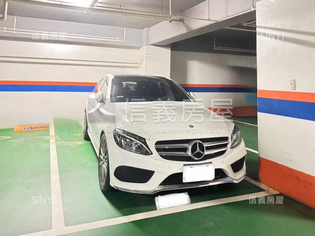 淞暘富逸四房大車位房屋室內格局與周邊環境