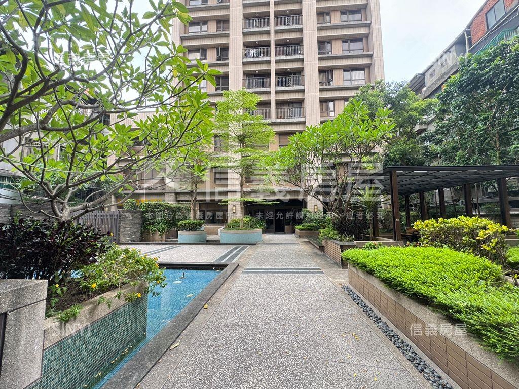 淞暘富逸四房大車位房屋室內格局與周邊環境