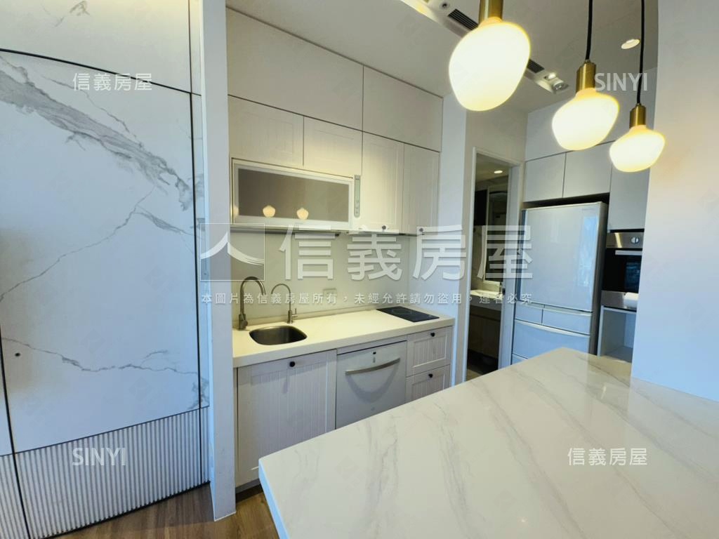 翔譽愛力高樓山景房屋室內格局與周邊環境