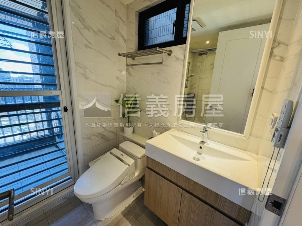 翔譽愛力高樓山景房屋室內格局與周邊環境