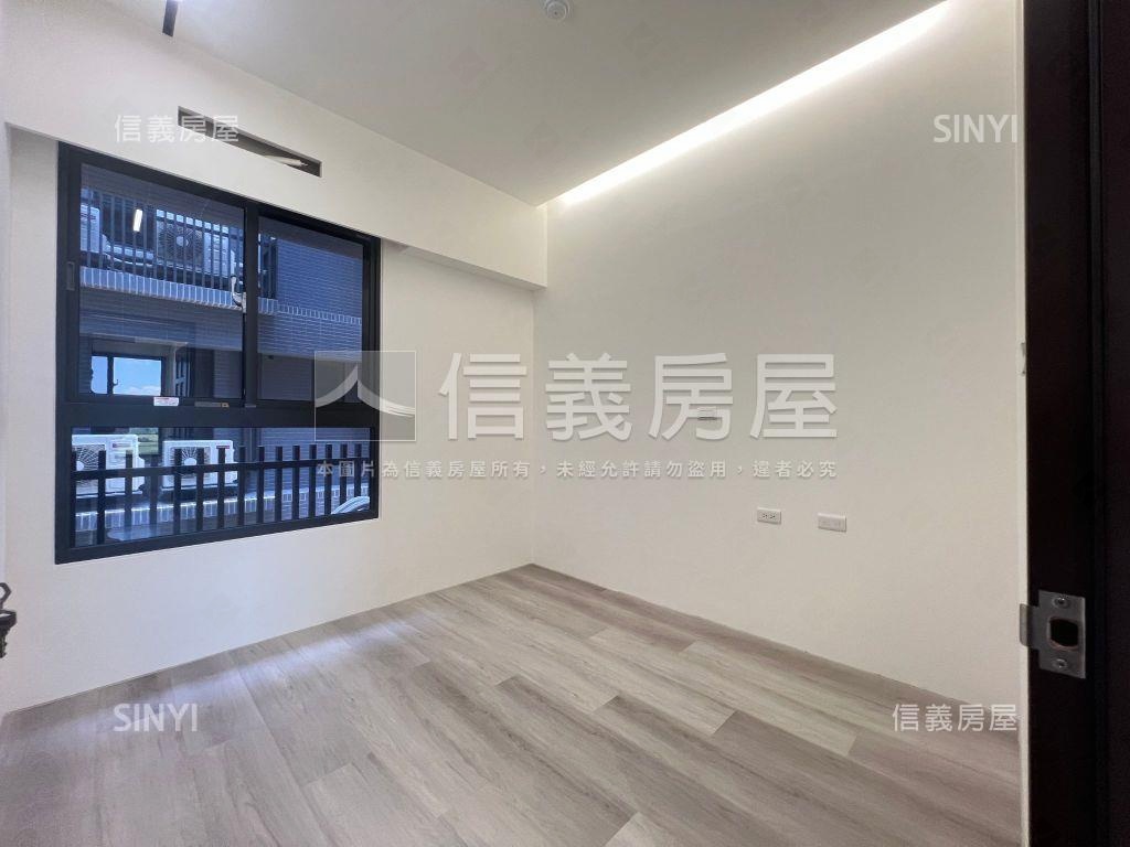 卓悅卓岳三房雙車位房屋室內格局與周邊環境