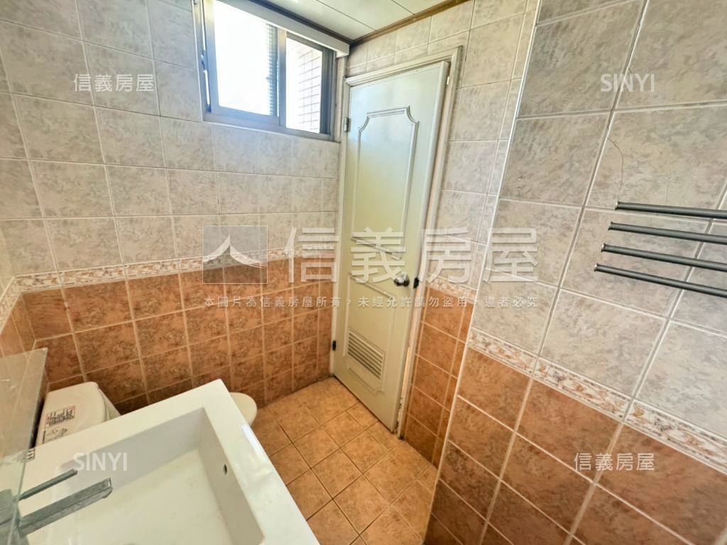 夯！檸檬樹三期三房平車位房屋室內格局與周邊環境