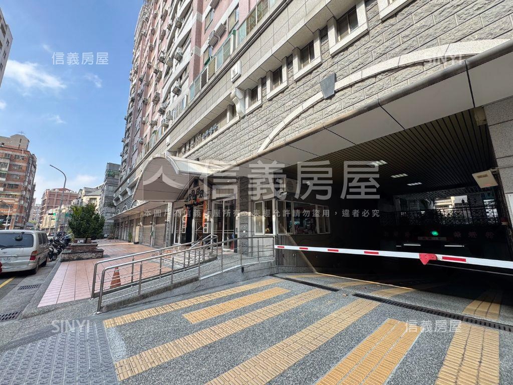 夯！檸檬樹三期三房平車位房屋室內格局與周邊環境