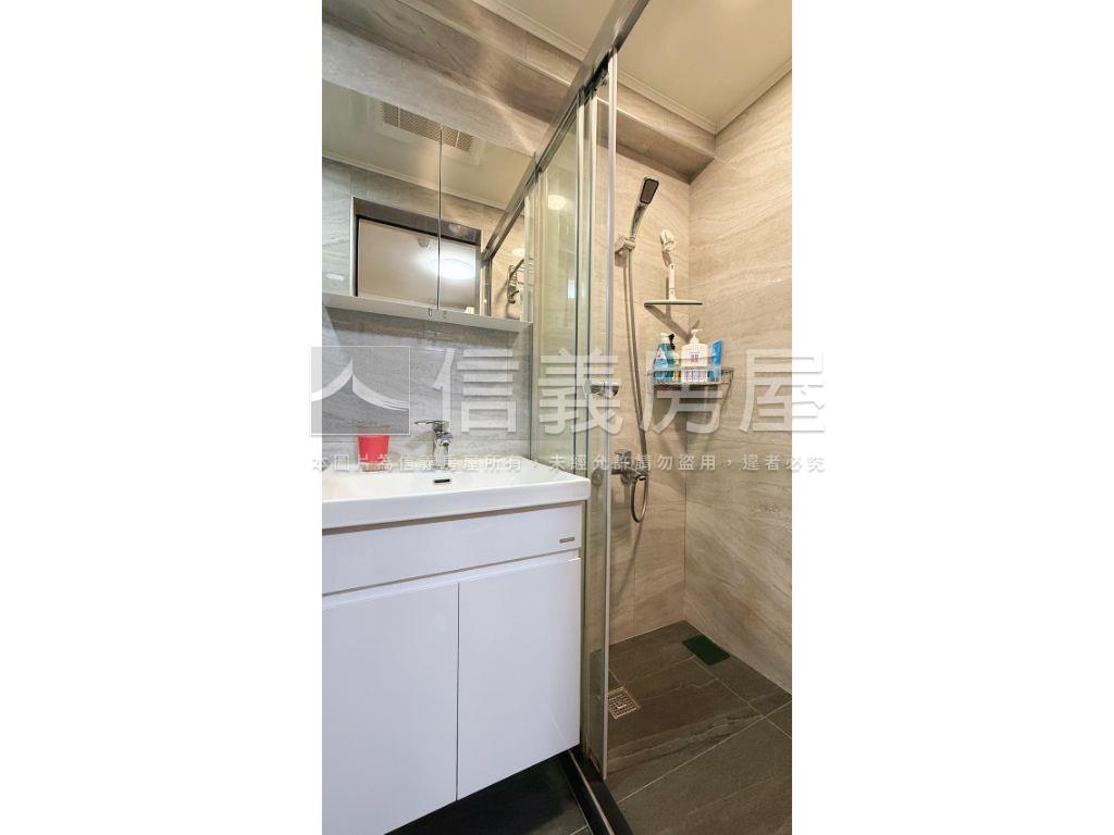 全新整理富宇寶座三房美宅房屋室內格局與周邊環境