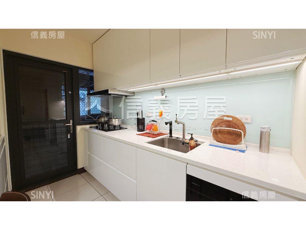 全新整理富宇寶座三房美宅房屋室內格局與周邊環境