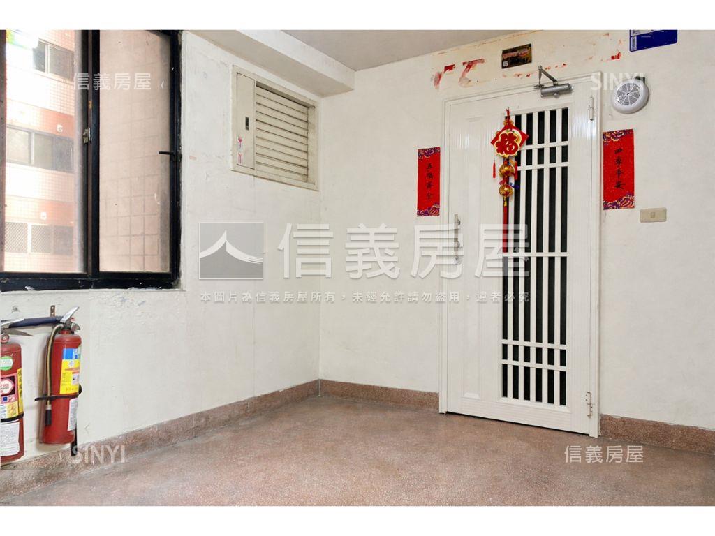 低總價｜三房｜附車位房屋室內格局與周邊環境