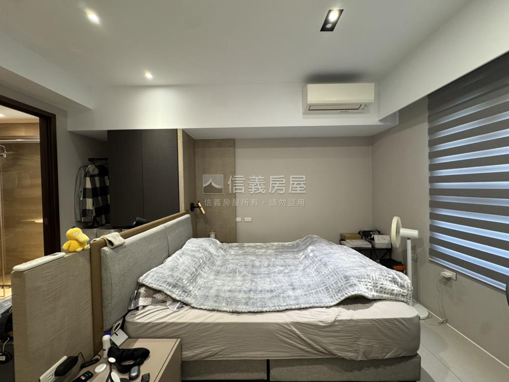 山川真美｜綠景雙車豪邸房屋室內格局與周邊環境