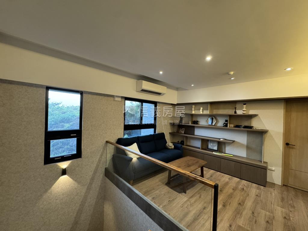 山川真美｜綠景雙車豪邸房屋室內格局與周邊環境