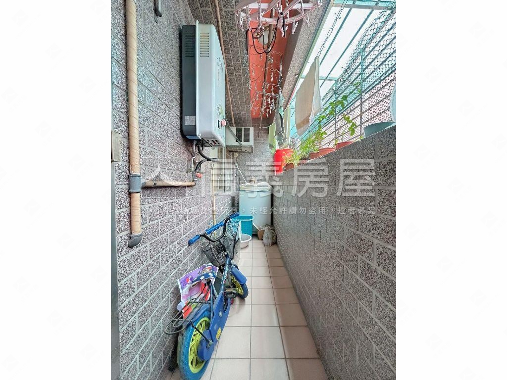 內壢近火車站博市三房車位房屋室內格局與周邊環境