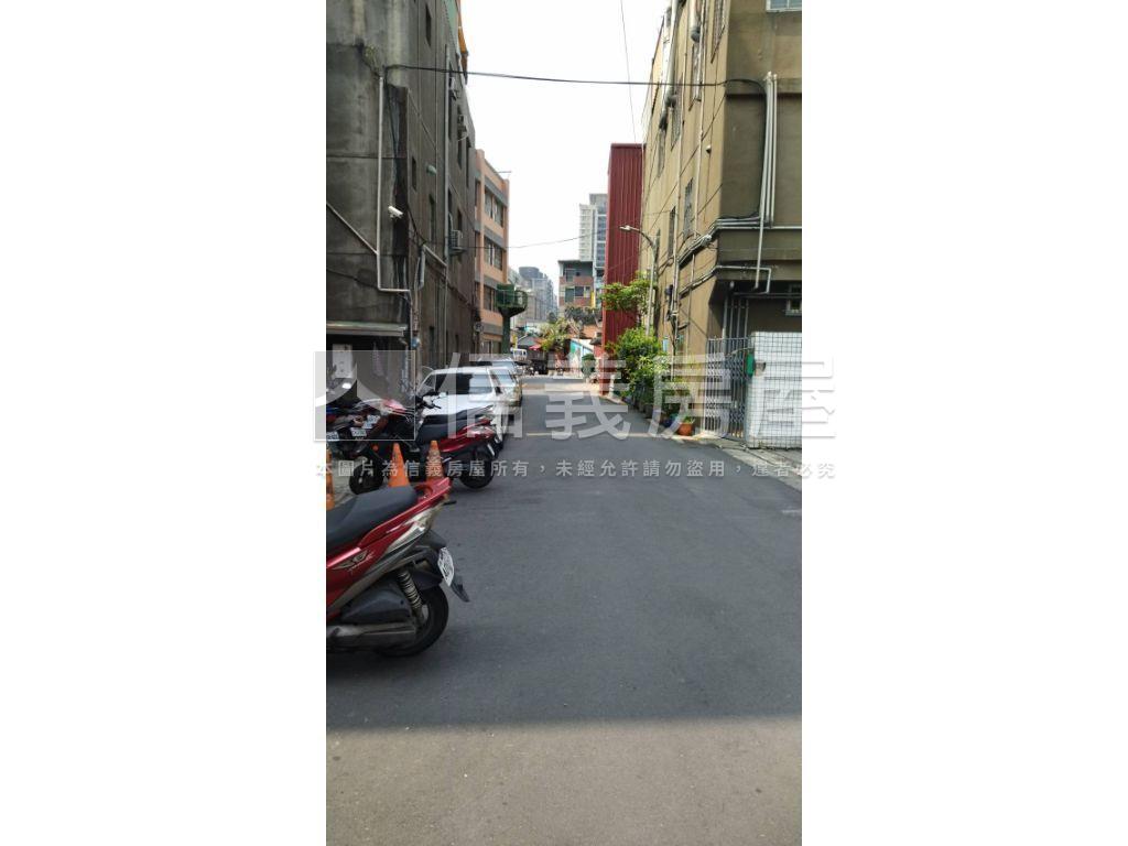 化成面寬廠辦１＋２樓房屋室內格局與周邊環境