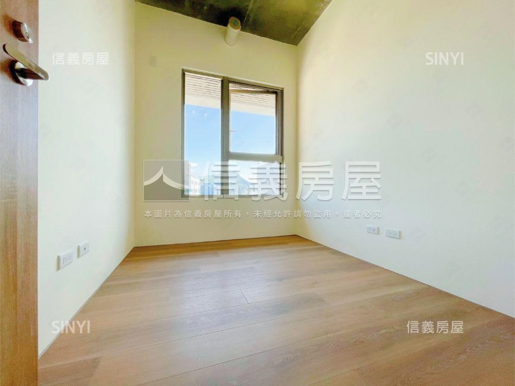 國泰悠陽★三房車位美景戶房屋室內格局與周邊環境