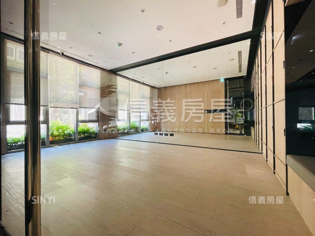 國泰悠陽★三房車位美景戶房屋室內格局與周邊環境