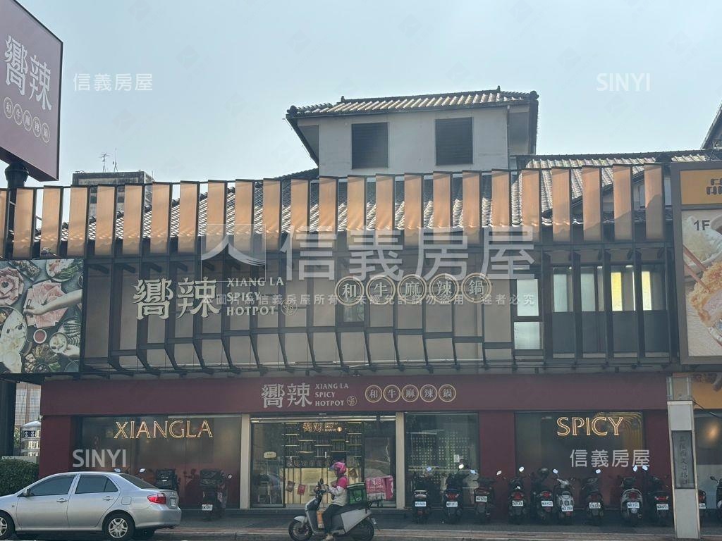近文心森林公園邊間優店面房屋室內格局與周邊環境