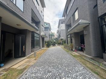 稀有！惠文鋼骨毛胚別墅