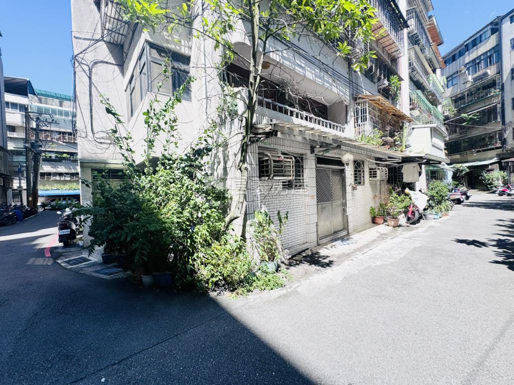 錦和商圈美麗一樓房屋室內格局與周邊環境