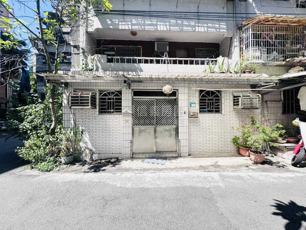 錦和商圈美麗一樓房屋室內格局與周邊環境