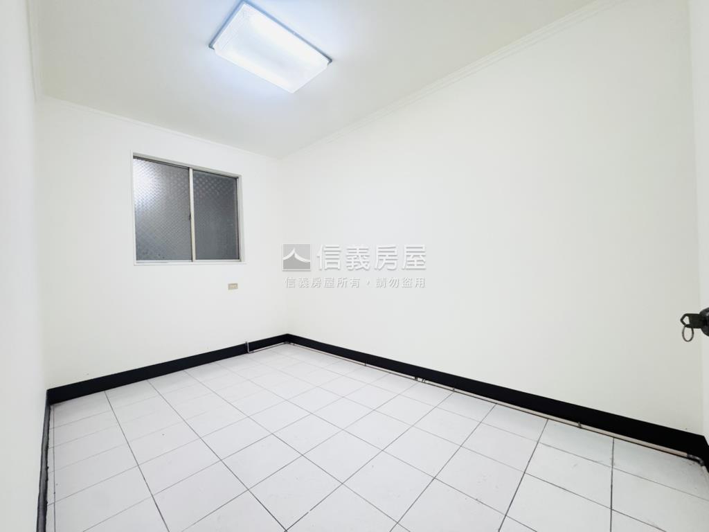 錦和商圈美麗一樓房屋室內格局與周邊環境