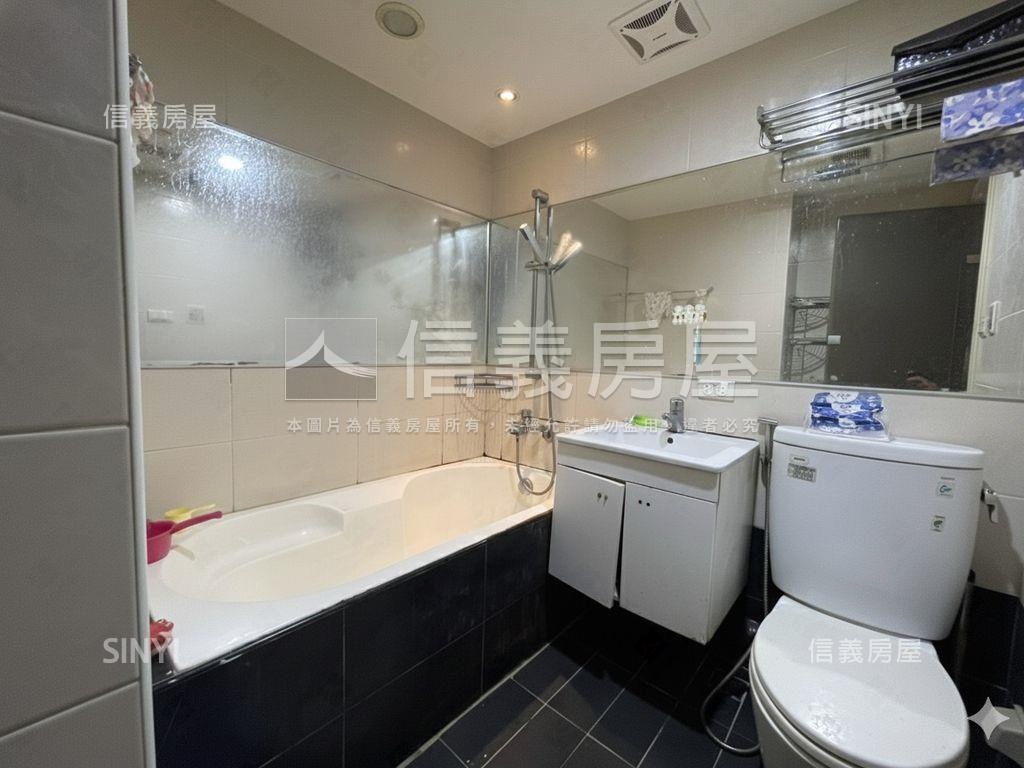 大庭新村Ａ型４房車位房屋室內格局與周邊環境