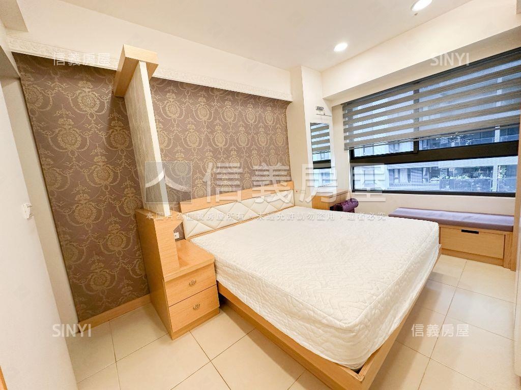 藍田公園高樓三房平車房屋室內格局與周邊環境