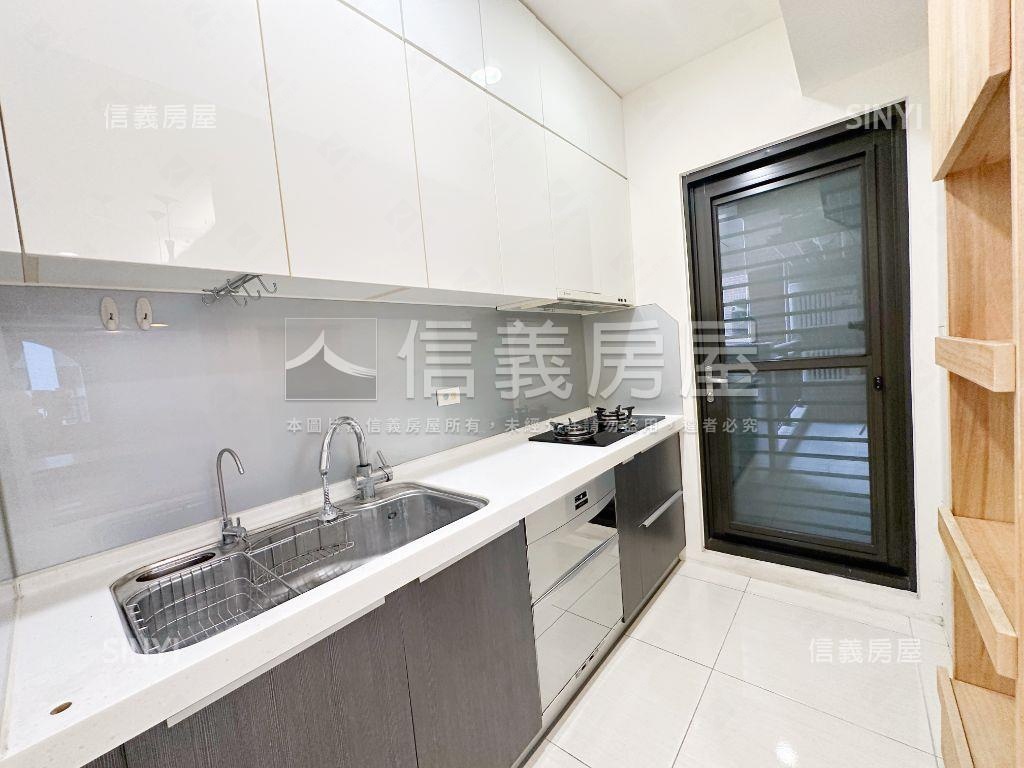 藍田公園高樓三房平車房屋室內格局與周邊環境