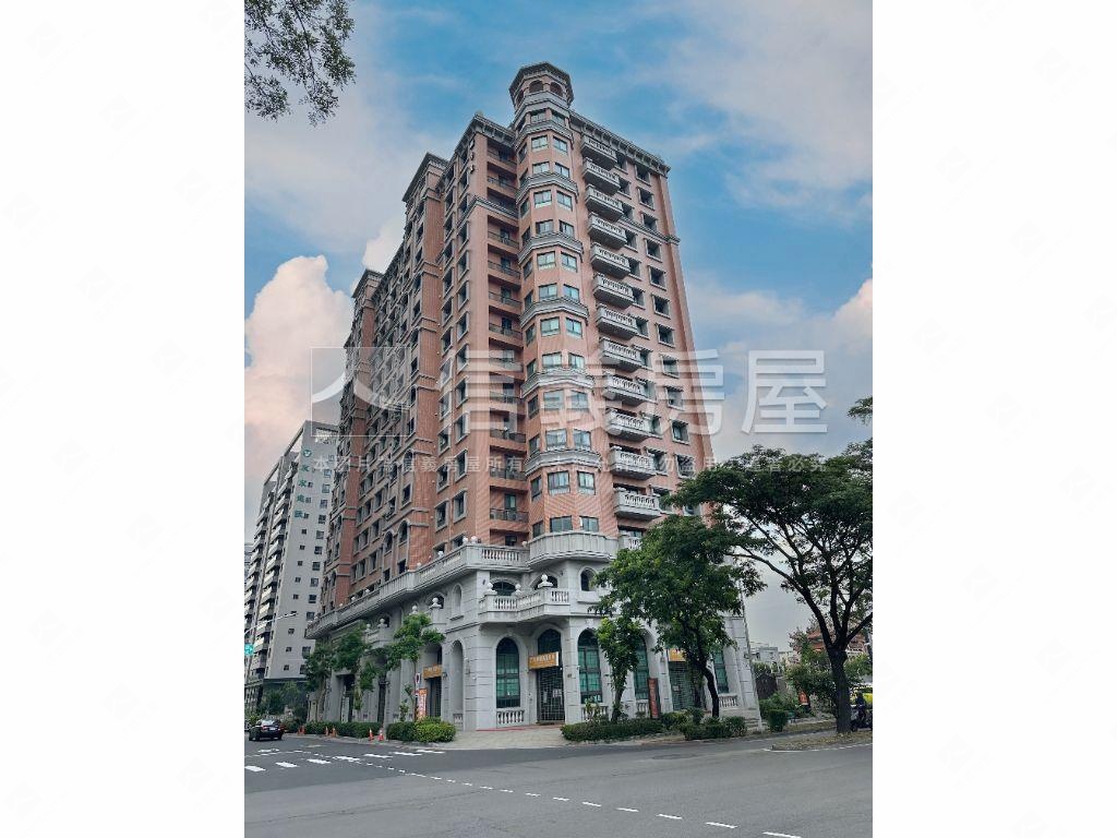 藍田公園高樓三房平車房屋室內格局與周邊環境