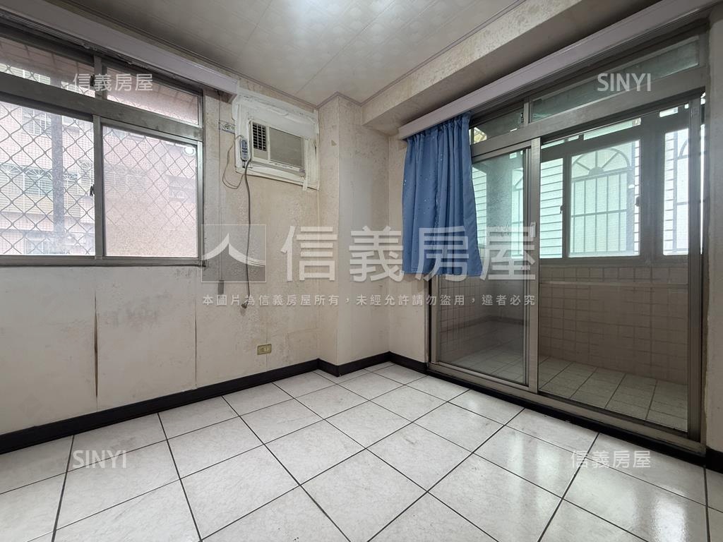 鴻莊萌美心世界房屋室內格局與周邊環境