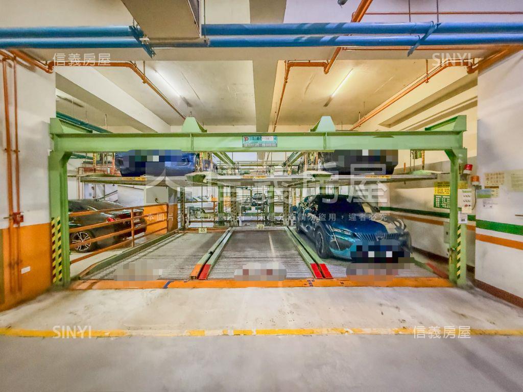 校園首排採光邊間３房車位房屋室內格局與周邊環境